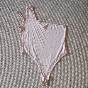 Boohoo Khaki colored one-shoulder bodysuit